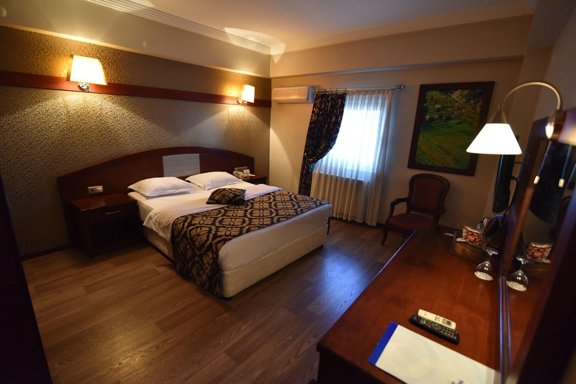Saylamlar Hotel Trabzon Esterno foto