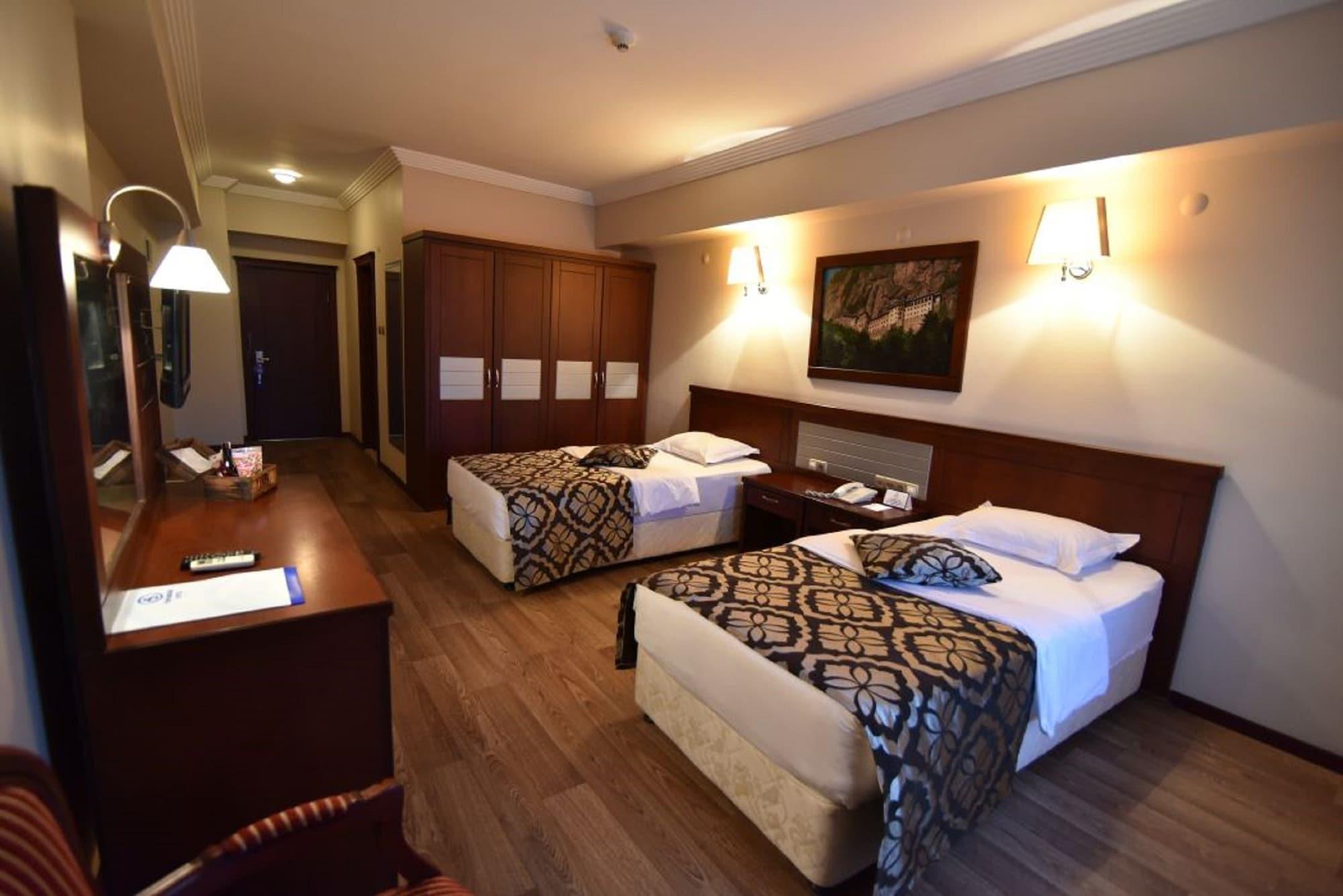 Saylamlar Hotel Trabzon Esterno foto