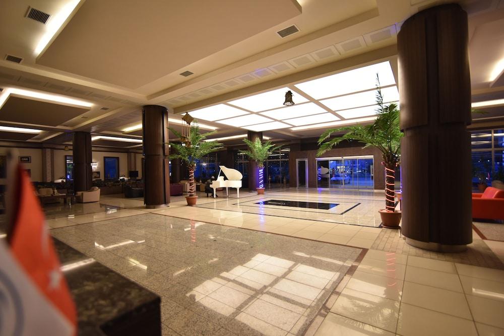 Saylamlar Hotel Trabzon Esterno foto